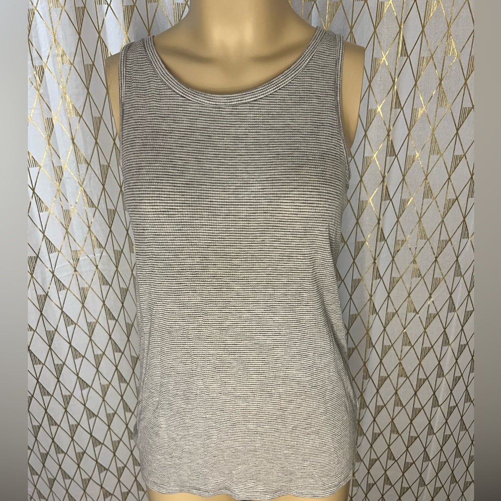 {Art Class} Gray and White Striped Tank Top - Size XL (14/16)